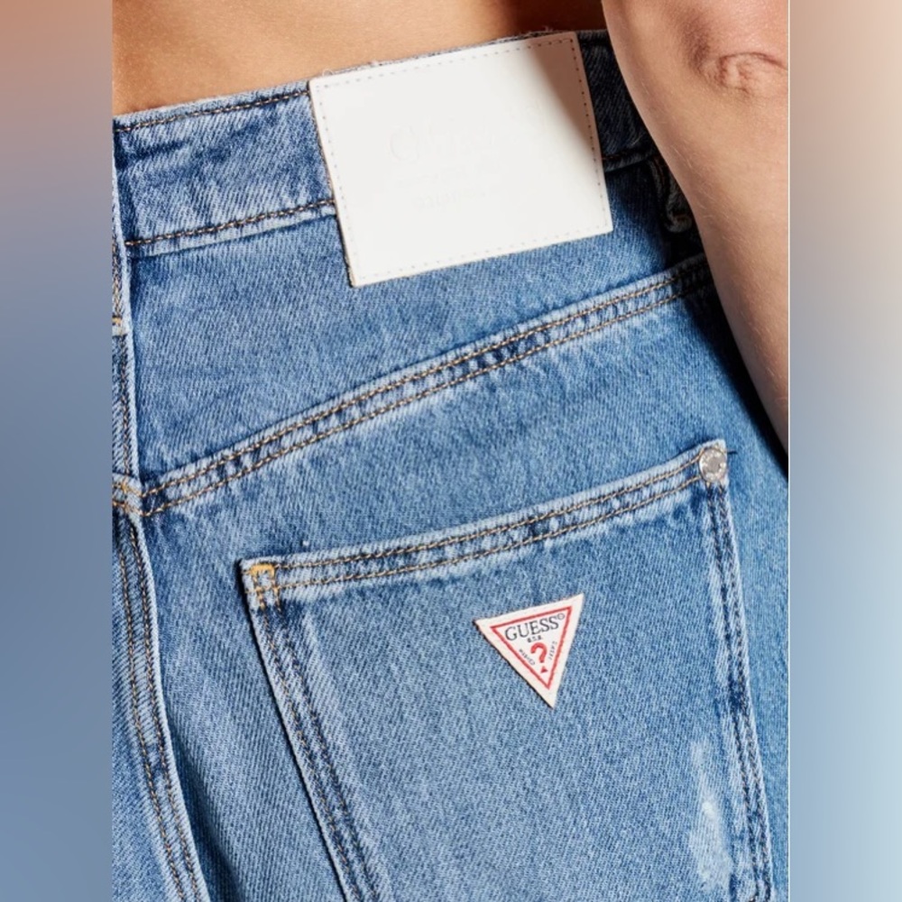 GUESS High-Rise Mom Jeans 30x27 Distressed Stairway Blue/ White - Picture 3 of 8